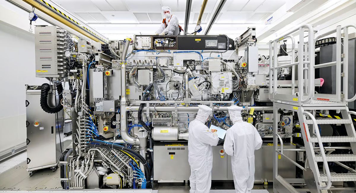 Dutch Plan More Export Restrictions on Chip-making Machines
